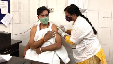Photo of मंत्री अनिल राजभर ने लगवायी वैक्सीन की पहली डोज