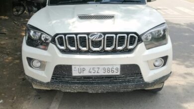 Photo of बैकुंठ धाम पार्किंग स्थल पर खड़ी स्कार्पियो चोरी
