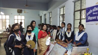 Photo of छात्राओं ने मॉडल द्वारा विज्ञान की बारीकियों को किया प्रदर्शित