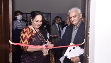 Photo of अखिल भारतीय चित्रकला प्रदर्शनी से फ्लोरेसेंस आर्ट गैलरी का भव्य उद्घाटन