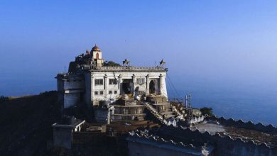 Photo of Kalika Temple in Pavagadh: आज पीएम मोदी मंदिर में फहराएंगे ध्वजा, 500 साल पहले मुस्लिम लुटेरे सुल्तान महमूद ने तोड़ा था प्राचीन मंदिर