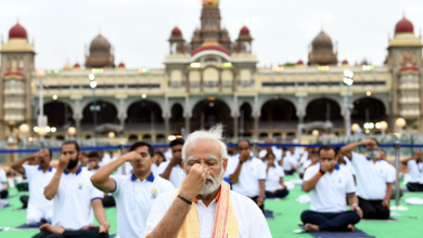 Photo of योग हमारे भीतर ही नहीं पूरे ब्रह्मांड में लाता है शांति : पीएम मोदी