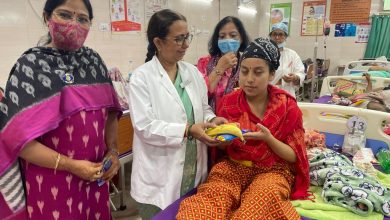 Photo of इनरव्हील क्लब ऑफ लखनऊ ने विश्व स्तनपान दिवस के तहत वीरांगना झलकारी बाई महिला अस्पताल में एक टॉक शो का किया आयोजन