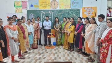 Photo of कैरियर कान्वेंट गर्ल्स डिग्री कॉलेज में ‘हिंदी हमारी पहचान’ विषय पर कार्यशाला का आयोजन