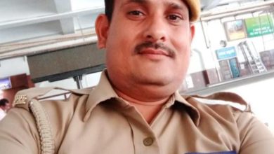 Photo of तीन साल बीत जाने के बाद भी पुलिस लापता जवान को खोजने में रही असफल, पूरा परिवार दर-दर भटकने को मजबूर