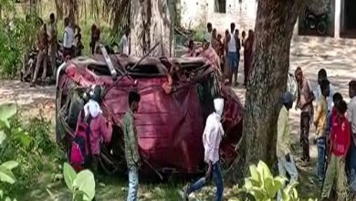 Photo of बहराइच में बड़ा सड़क हादसा, हादसे में चार लोगों की मौत जबकि पांच लोग घायल