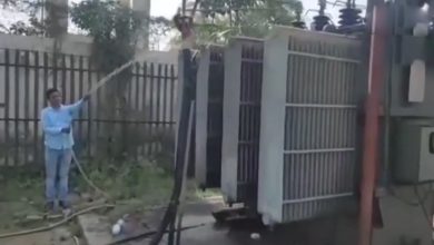 Photo of भीषण गर्मी से जन-जीवन बेहाल, ट्रांसफार्मर भी मांग रहे हैं पानी