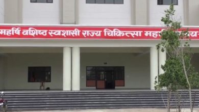 Photo of बस्ती मेडिकल कॉलेज से गजब मामला, पहले कहा बेटा हुआ लेकिन बाद में थमा दी बेटी, जानिए क्या हैं पूरा मामला